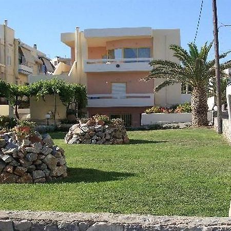 Danaos Beach Apartments Sfáka 外观 照片
