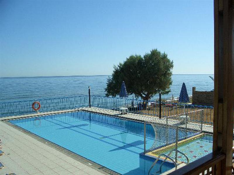 Danaos Beach Apartments Sfáka 外观 照片