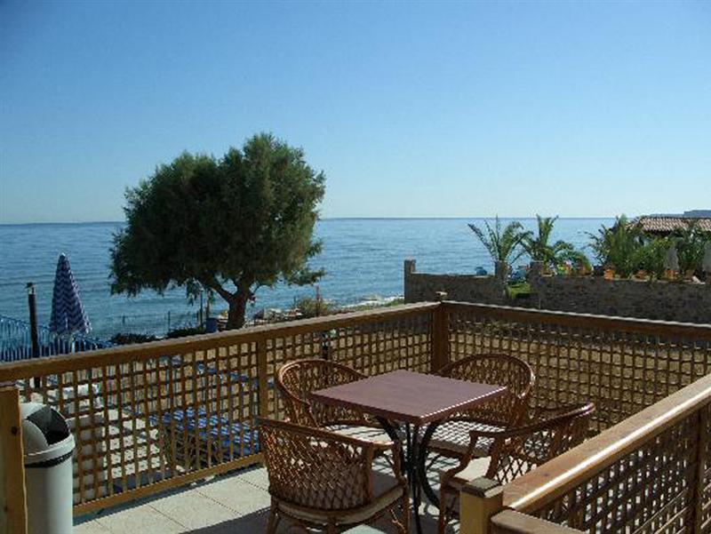 Danaos Beach Apartments Sfáka 外观 照片